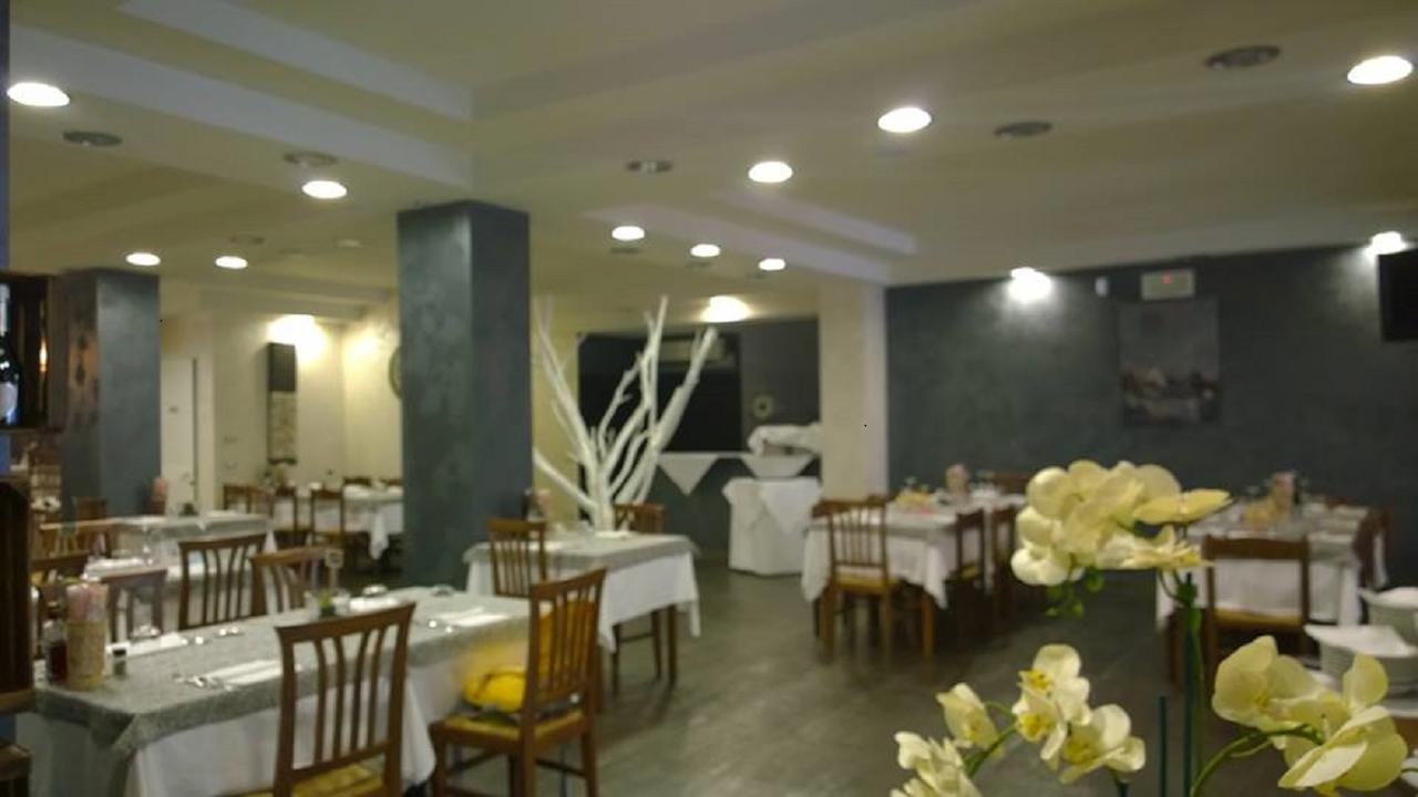 Albergo Ristorante Uspa Gorino Ferrarese Экстерьер фото